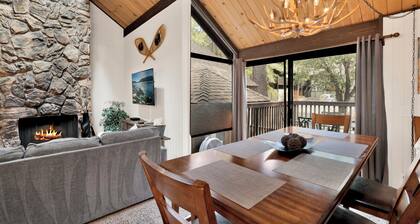 Switzerland Summit Condo- Cozy Base Camp Resort Chalet- Walk to Ski Lifts + Hiking