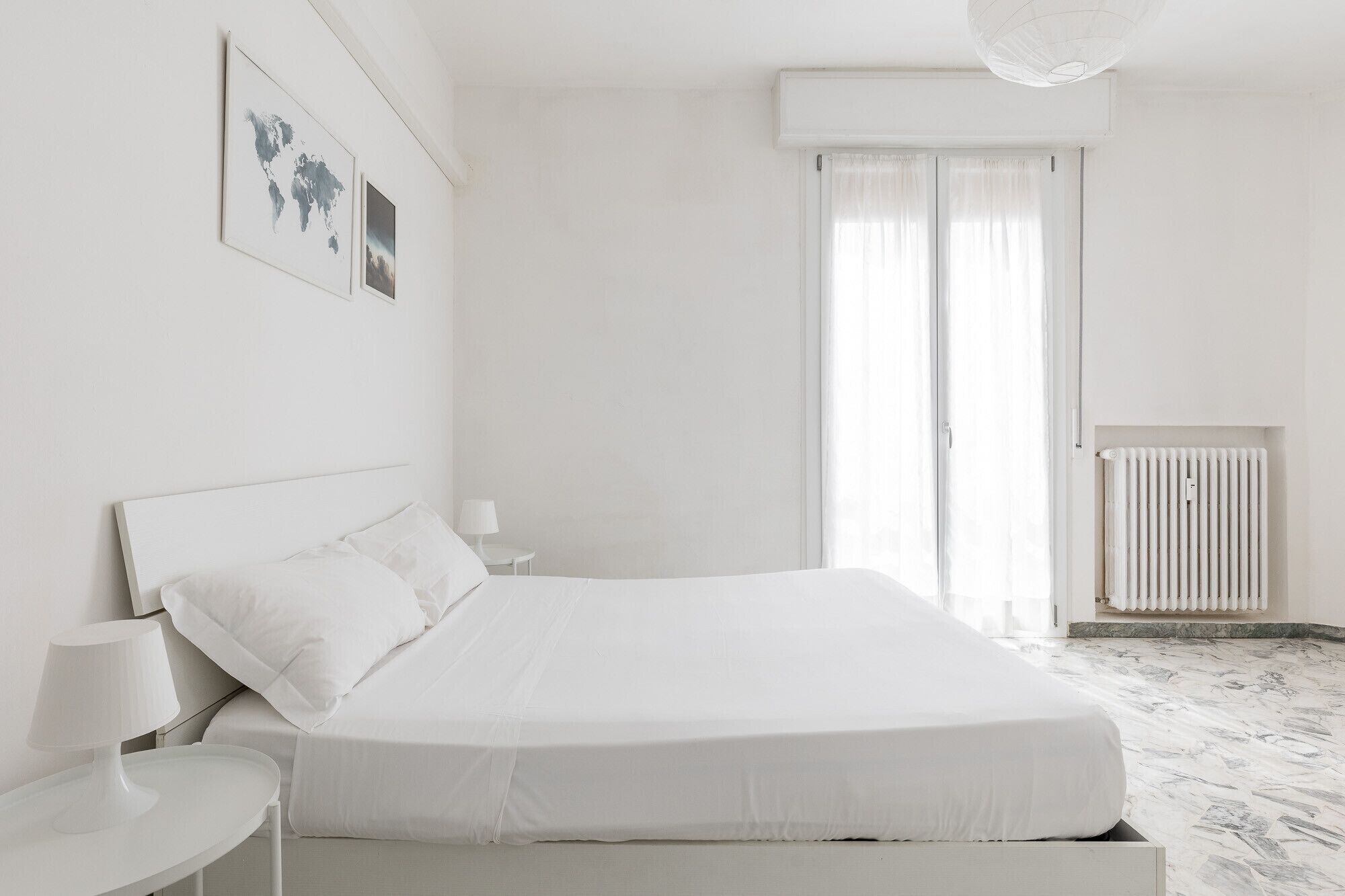 2 slaapkamers, een strijkplank/strijkijzer, gratis wifi, beddengoed