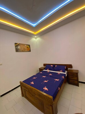 4 bedrooms, WiFi, bed sheets