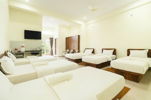 Savi Service Apartments