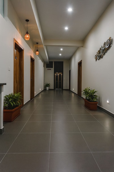 Savi Service Apartments