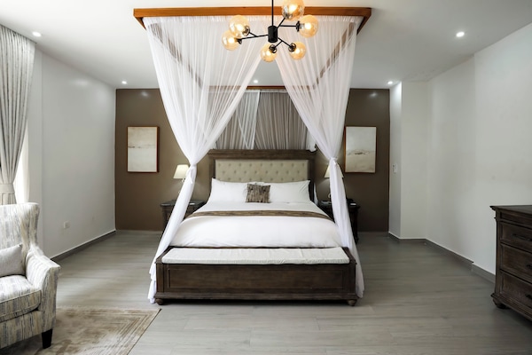 Executive Suite, Balcony, City View | In-room safe, soundproofing, free WiFi, bed sheets