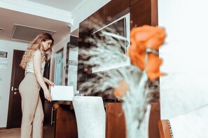 Habitación familiar | Caja fuerte, tabla de planchar con plancha, wifi gratis