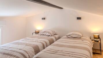 2 sovrum, strykjärn/strykbräda, wi-fi och sängkläder