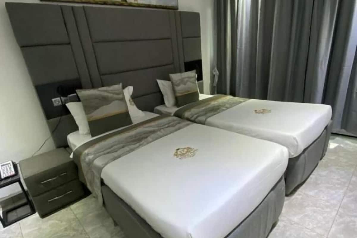 Twin Room, Balcony, City View