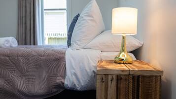 5 bedrooms, iron/ironing board, free WiFi, bed sheets