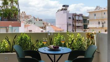 Apartamento superior | Balcón