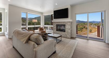 NEW BUILD 2025 - Pool & Fitness Center, 5 Mins to Keystone Slopes!