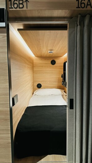 Standard Single Room | Free WiFi