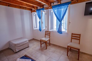 Estudio | 1 habitación y internet 