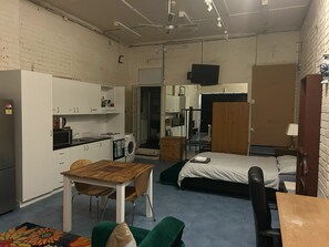 1 bedroom, iron/ironing board, Internet, bed sheets