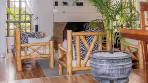 Family Bungalov, Bahçe Manzaralı | Oturma alanı