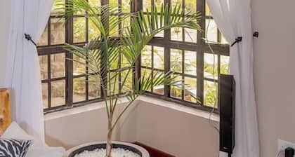 Lux Suites Enkarsis Bungalow Kisaju