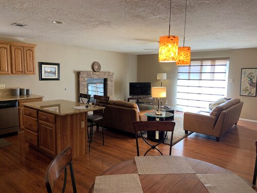 Affordable Elegance- Mountain View for Six People