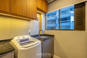 Basic Apartment | Interior