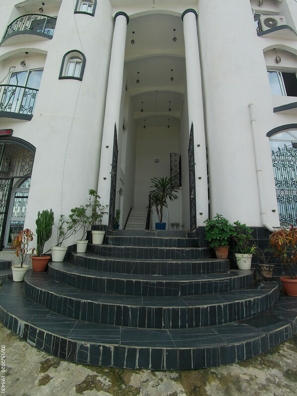 Exterior - Jacobs Hôtel (Douala)