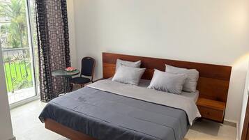 Deluxe Triple Room | Free WiFi