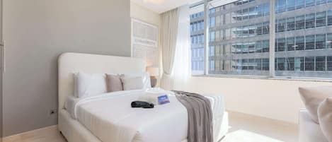 Iron/ironing board, WiFi, bed sheets