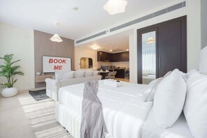 Iron/ironing board, WiFi, bed sheets