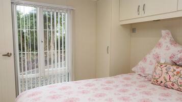 3 bedrooms, individually decorated, individually furnished, free WiFi