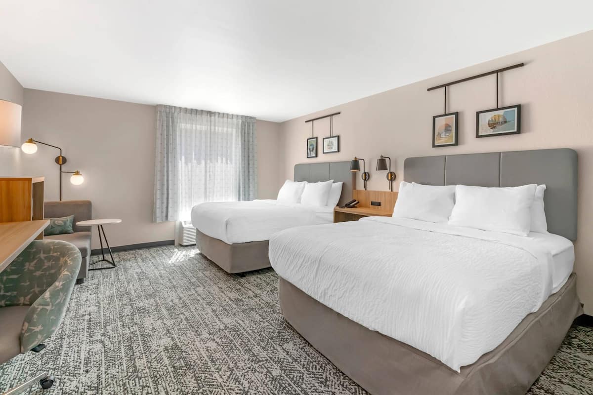 Room, 2 Queen Beds, Accessible, Non Smoking
