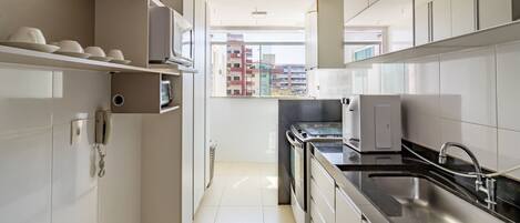 Basic Apartment | Private kitchen