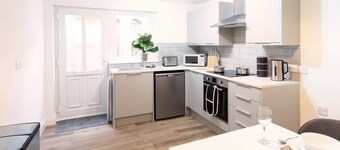 Stunning One Bed Flat Near Ely Cathedral - For Two