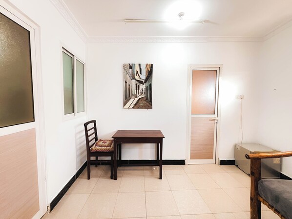 Interior - Enjoyable apartment with AC in vibrant Zanzibar (Zanzibar)