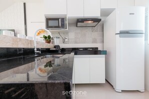 Basic Apartment | Private kitchen