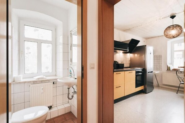 Oven, stovetop, dishwasher