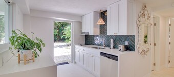 Walk to Beach: Tavernier Apartment w/ Patio!