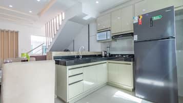 Basic Apartment | Private kitchen