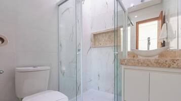 Kostenlose Toilettenartikel