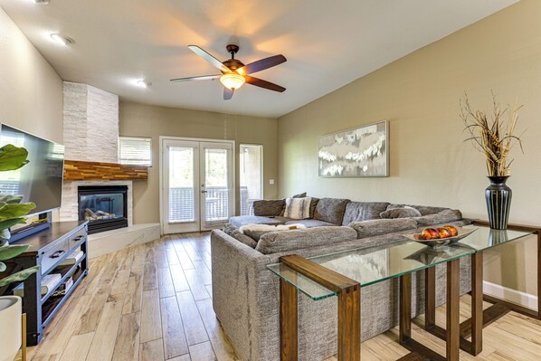 المنشأة من الداخل