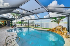 House (2 Bedrooms) | Front of property - Waterfront Views & Dock: Matlacha Island Home (Matlacha)