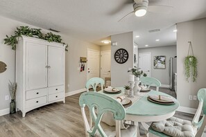 單棟房屋 (2 Bedrooms) | 內部