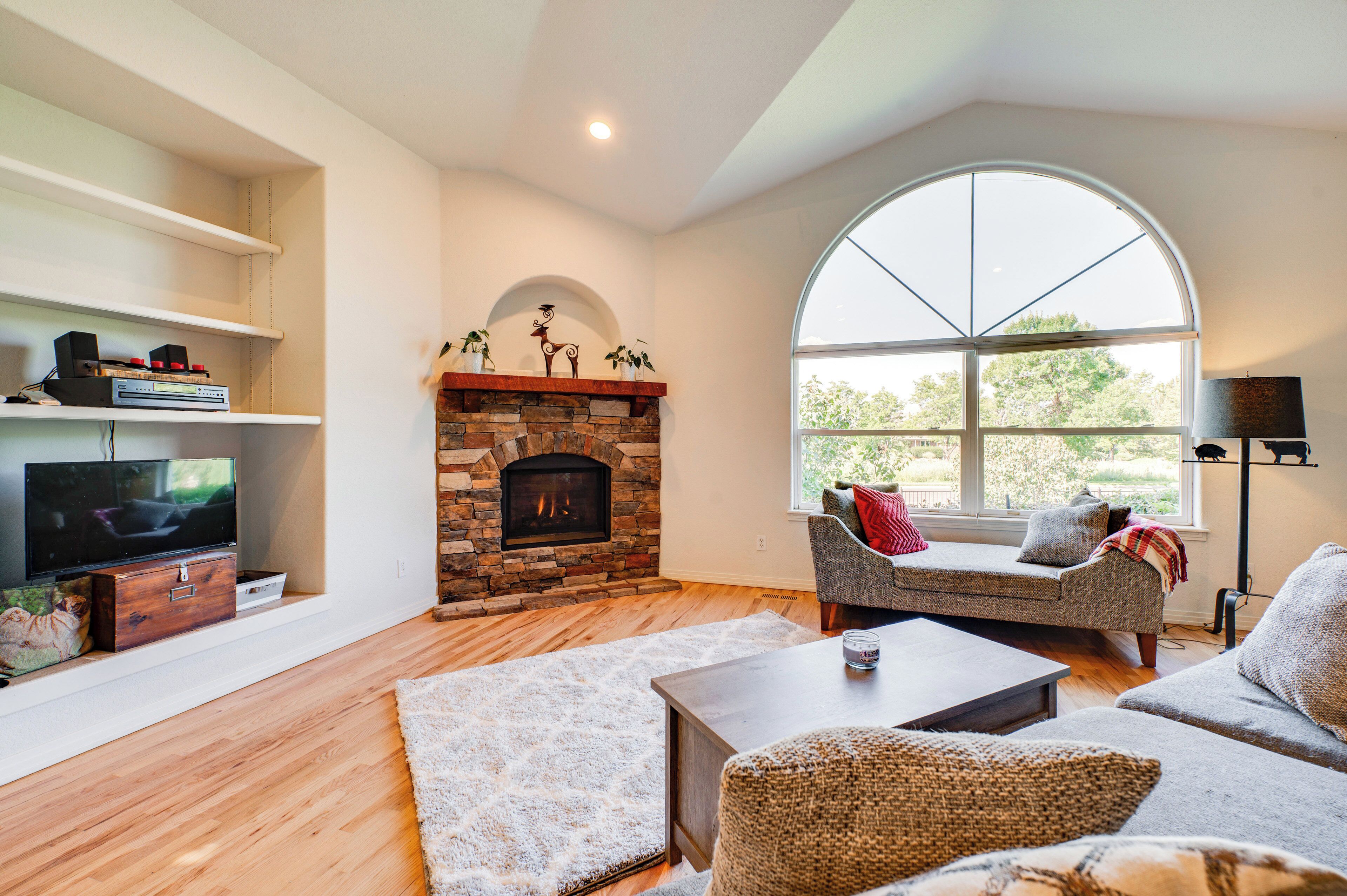 Nhà (3 Bedrooms) | Nội thất