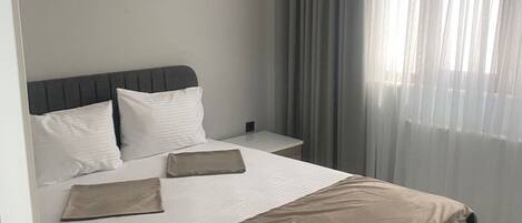 1 多间卧室、熨斗/熨衣板、WiFi、床单