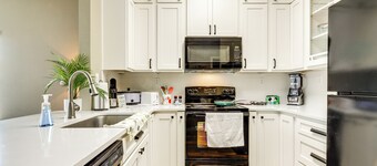 Poolside Bliss & Lake Fun: Monkey Island Retreat!