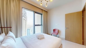 3 habitaciones, tabla de planchar con plancha y wifi gratis 