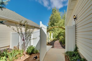 Apartment (0 Bedroom) | Interior - 'the Hobbit Cottage' in Cedar City: Unique Getaway (Cedar City)