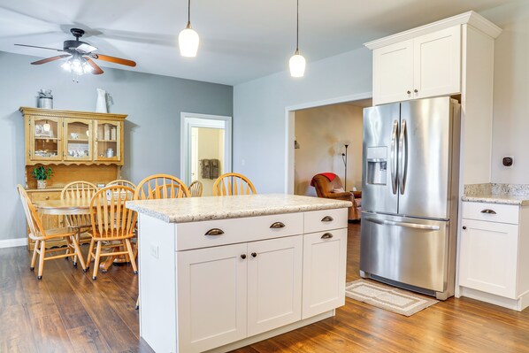 House (4 Bedrooms) | Interior - 14 Mi to Ark Encounter: Rural Corinth Escape! (Sadieville)