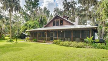 House (2 Bedrooms) | Front of property