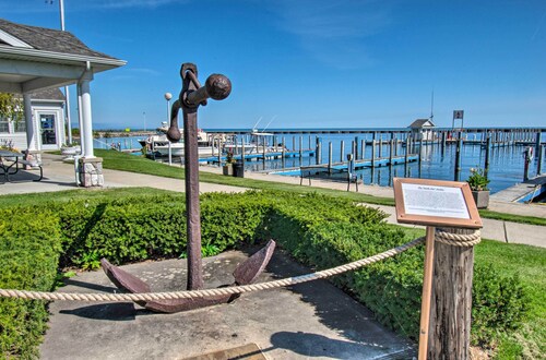 Large Family Home w/ Deck & Yard on Lake Huron