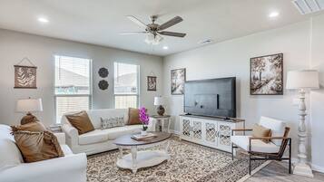 Rumah (4 Bedrooms) | Interior