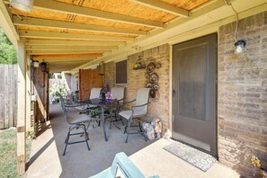 Apartment (2 Bedrooms) | Interior - Walk to At&t Stadium: Game Day Home Base w/ Patio! (Arlington)