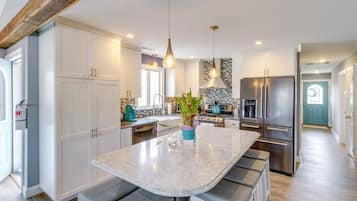 Nhà (3 Bedrooms) | Nội thất