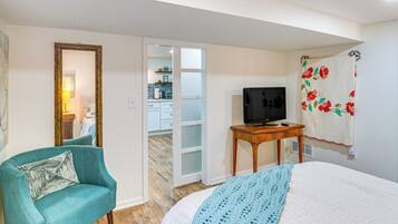 Apartment (1 Bedroom) | Interior