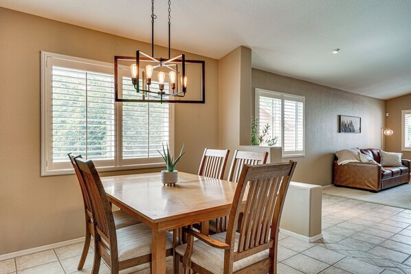 House (3 Bedrooms) | Interior - 4 Mi to Catalina State Park: Mountain-view Home (Oro Valley)