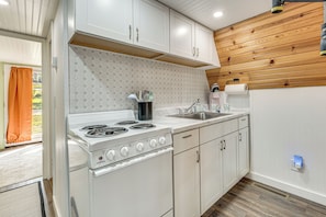 House (1 Bedroom) | Interior - Cozy Cabin w/ Deck & Boat Launch Access in Lampe! (Lampe)